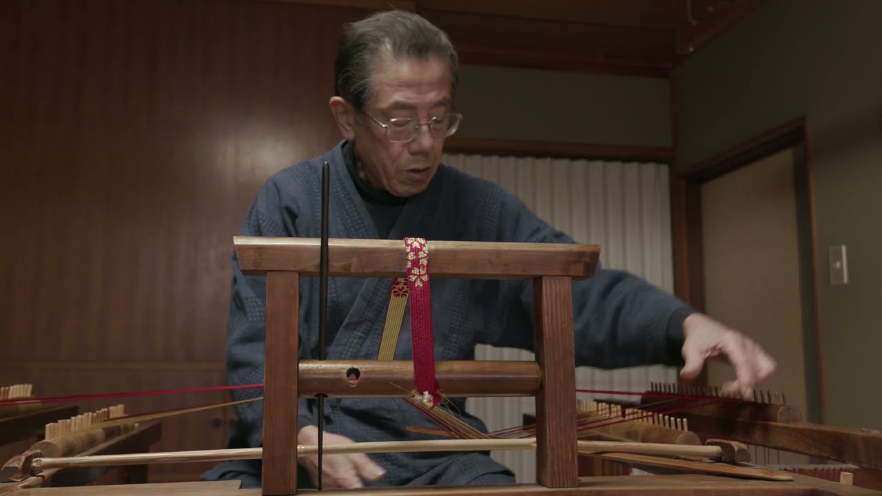 高台の組紐 - YouTube