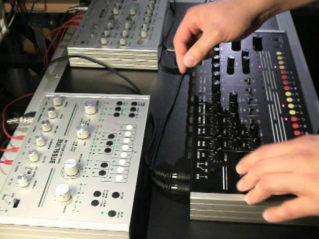 Acidlab - Bassline 3 (with Miami) - YouTube