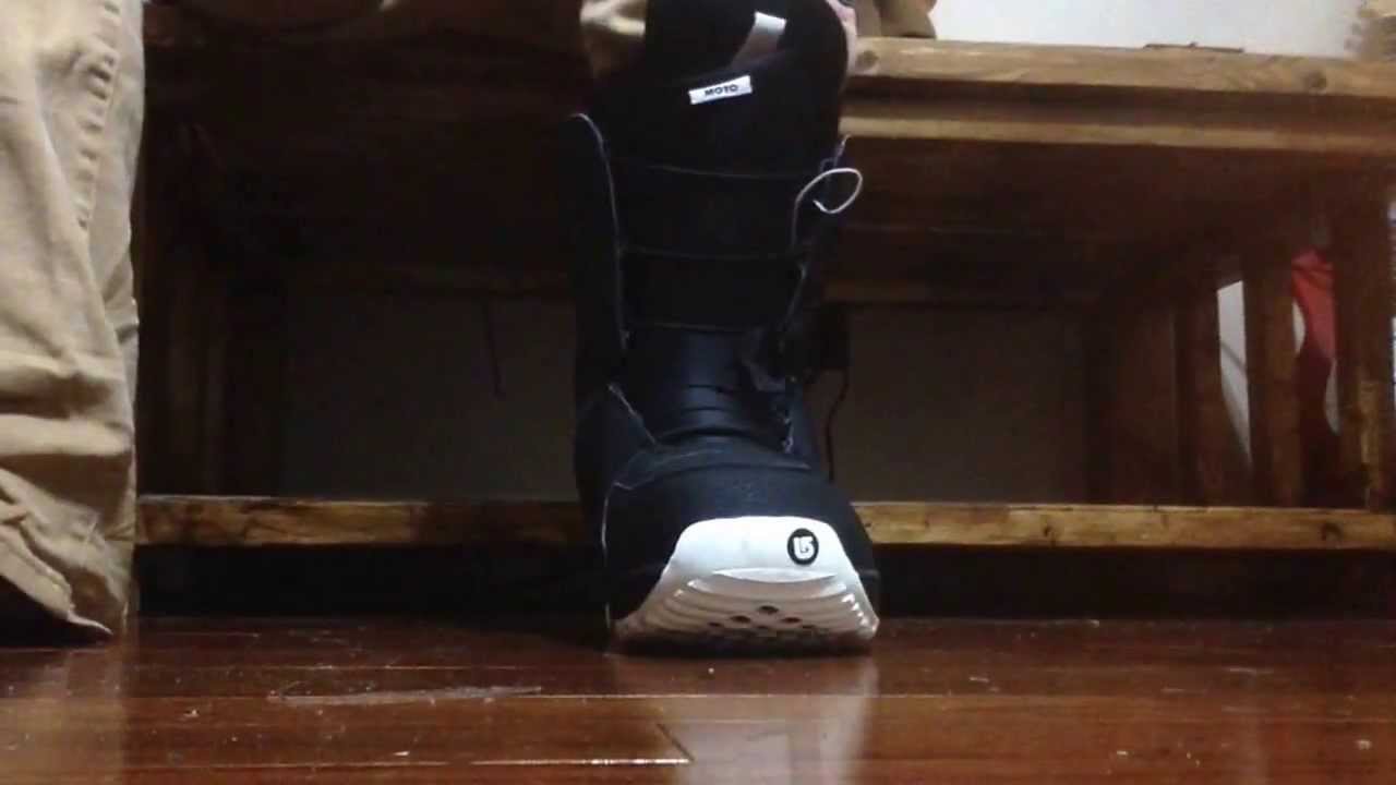 Burton MOTO Imprint 1 Snowboard Boot Review - YouTube