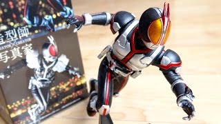 New prize! Creator x Creator Kamen Rider 555/Faiz review! Compare