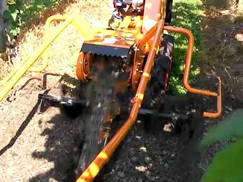 KAWABE NF827（自走式トレンチャー） - YouTube