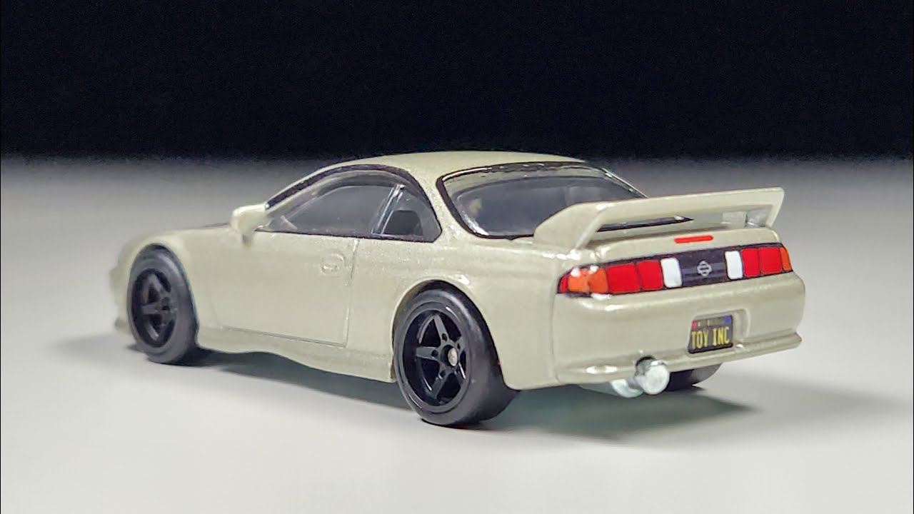 Hot Wheels Premium Review: Nissan 240SX (S14) | 2024 Slide Street