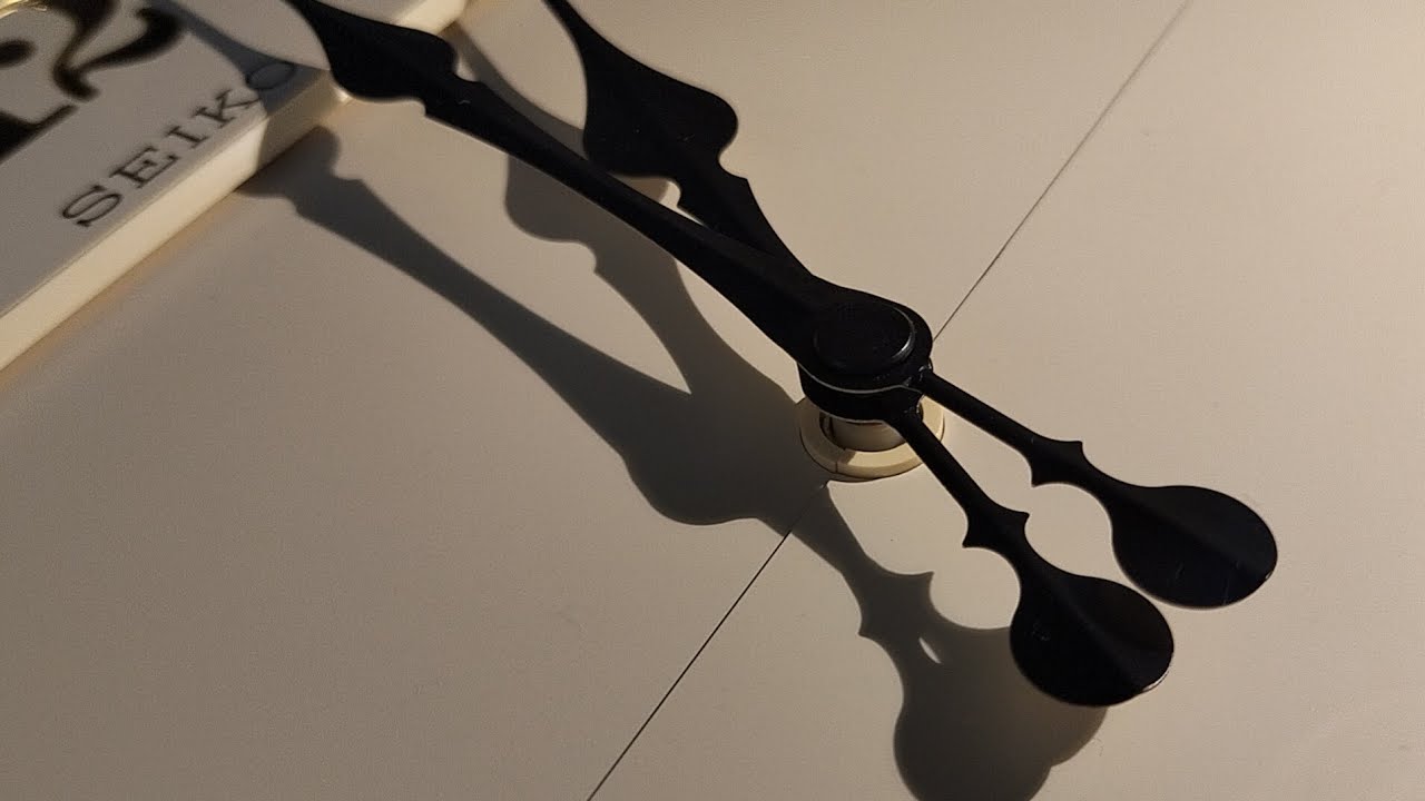 SEIKO セイコー Puppet パペット RE522B からくり時計 - YouTube