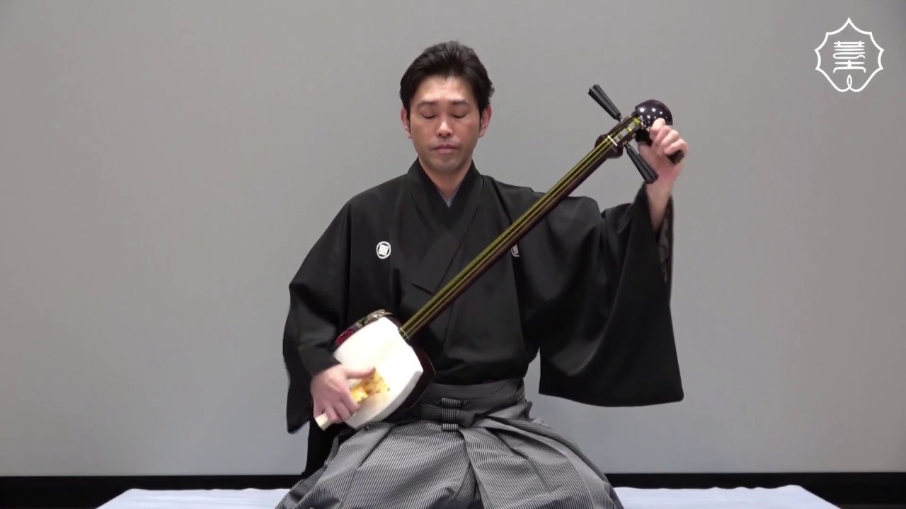 日本 三味線（津軽) 演奏「六段」 - YouTube