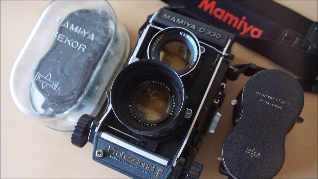 レンズ交換可能二眼レフ MAMIYA C330 Professional f のレンズ交換