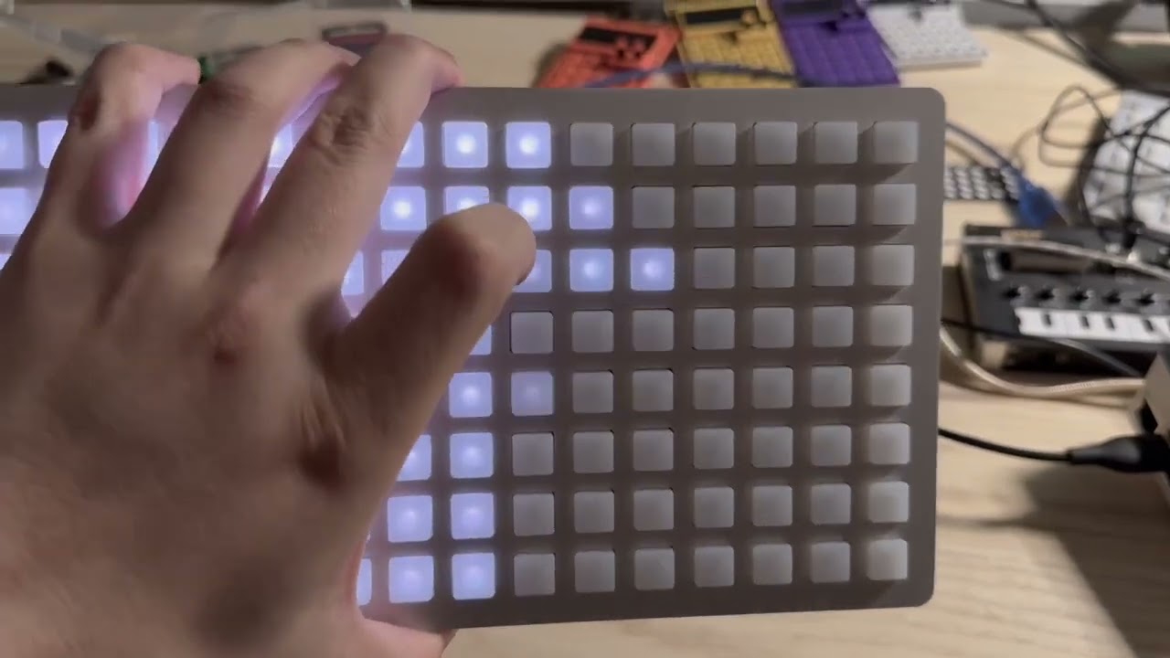 Monome Grid 128 (16×8) Controller - DIY Clone from Denjhang's