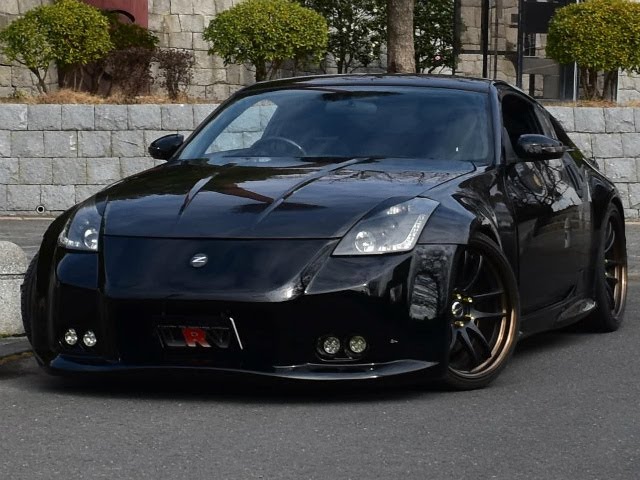 LRV在庫】フェアレディZ【Z33】ワンオフマフラー XYZ車高調 VeilSide