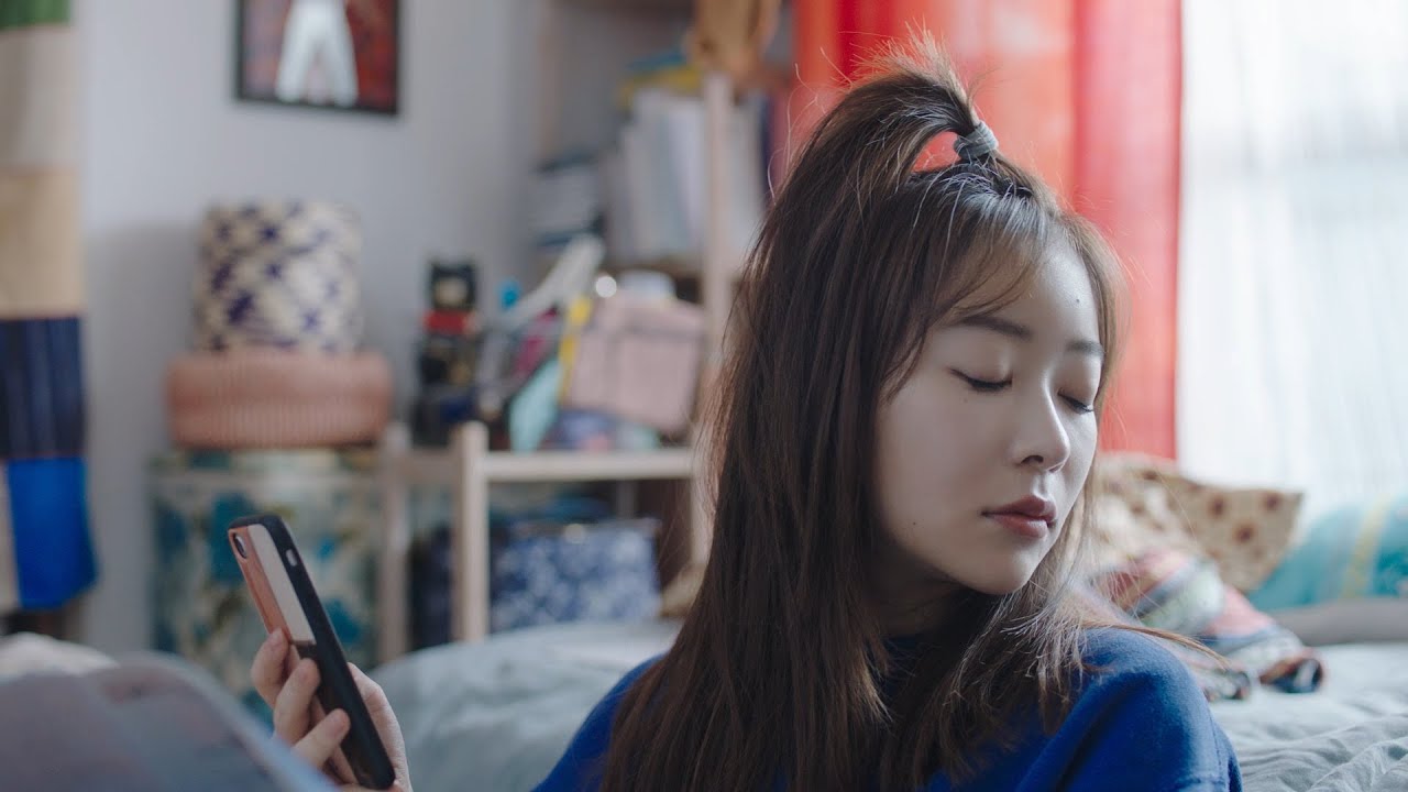 現実逃避女子”第2弾 指原莉乃、うたた寝で痛い目に… ほけんの窓口新