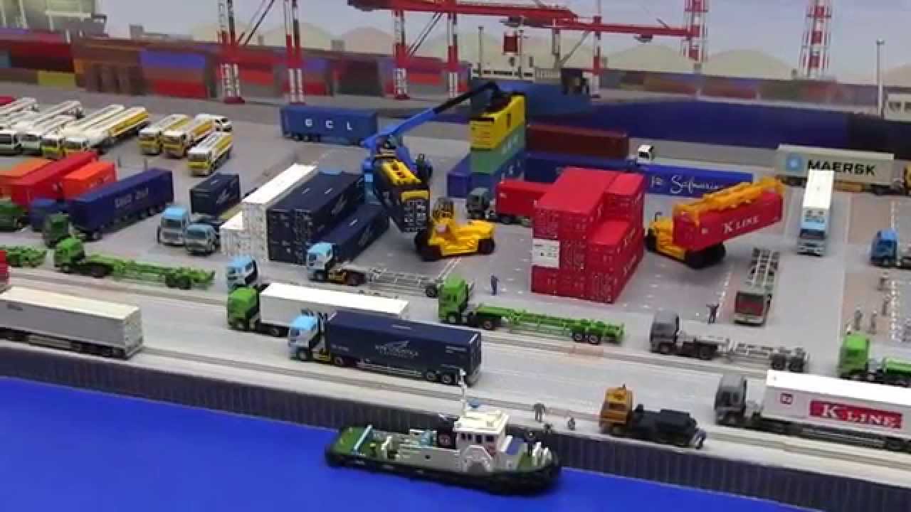 1/150 Trailer Collection Container Yard Diorama, 1/150 コンテナ