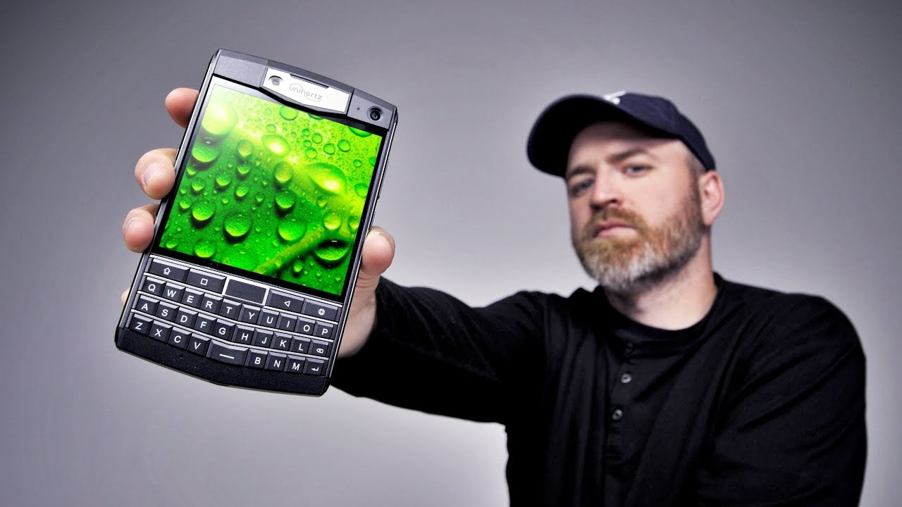 Unihertz Titan - The Ultimate Rugged QWERTY Phone