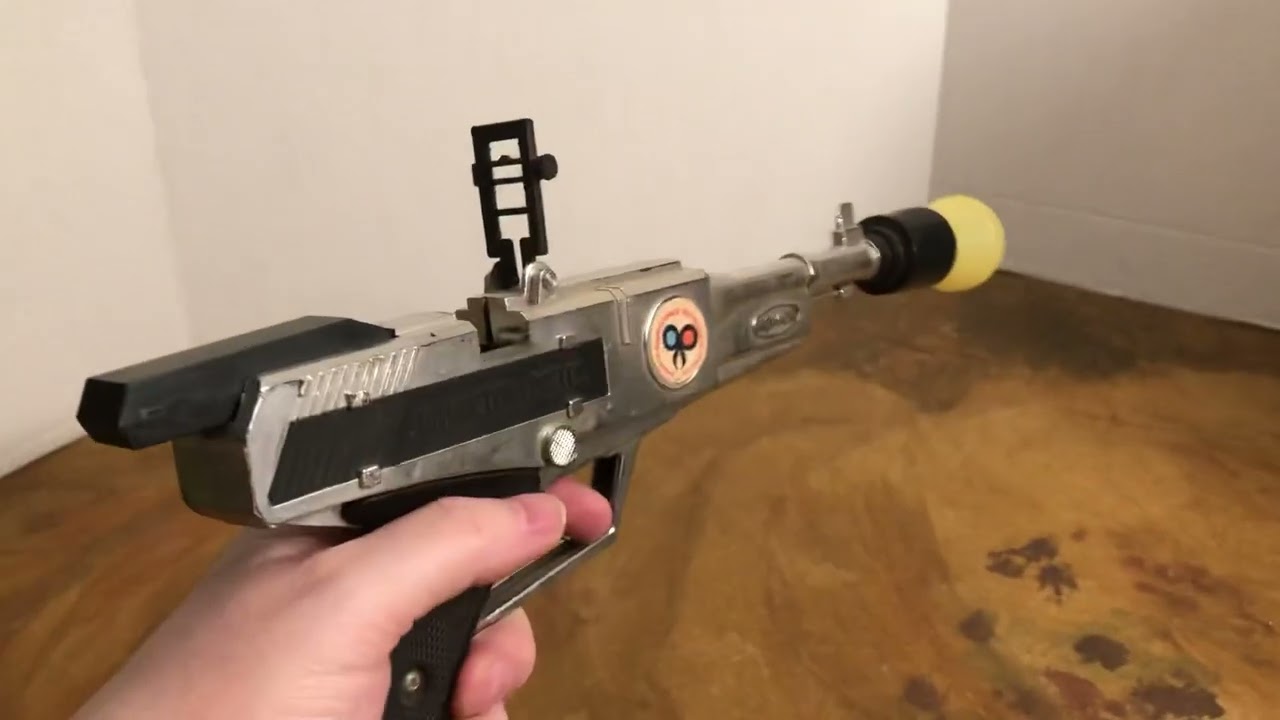 👽🔫💥Hamiltons Invaders gun Grenade Pistol Remco Toys 1964