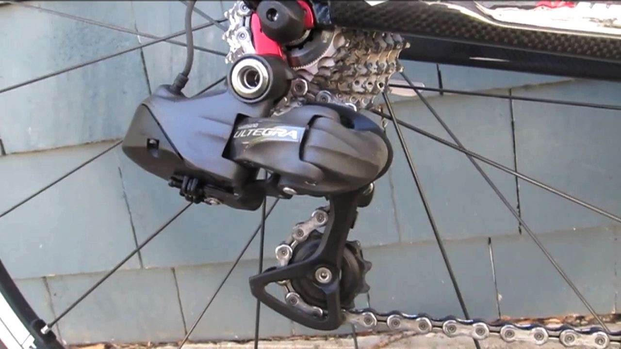 Shimano Ultegra 6770 Di2 In Action - YouTube