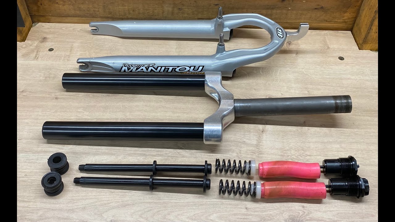 1990's manitou answer fork service - YouTube