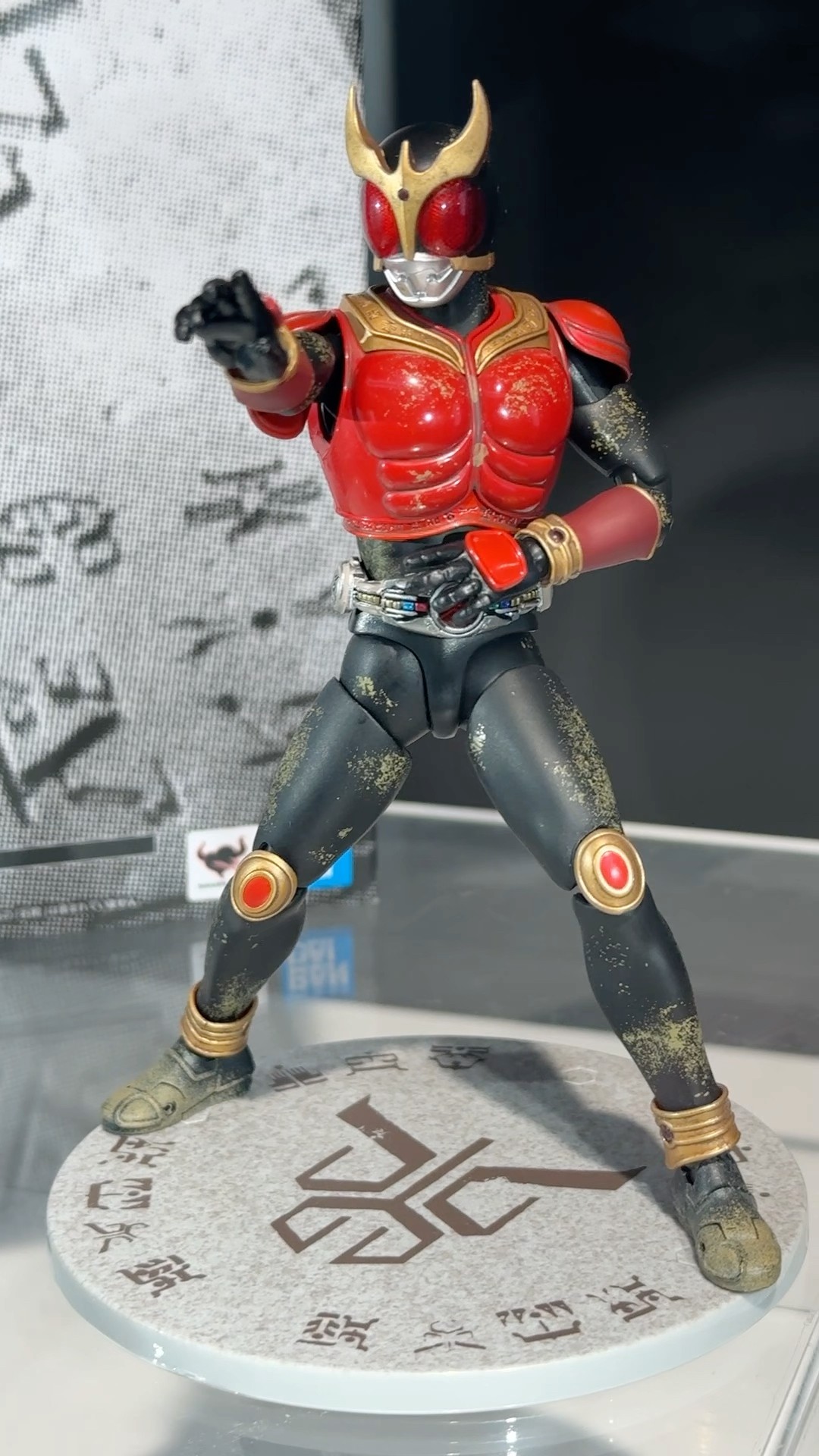 超クウガ展の超古代戦士クウガの真骨彫の実物はこんな感じだぞー