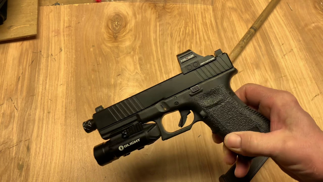 Glock 17 with Holosun 507c - YouTube