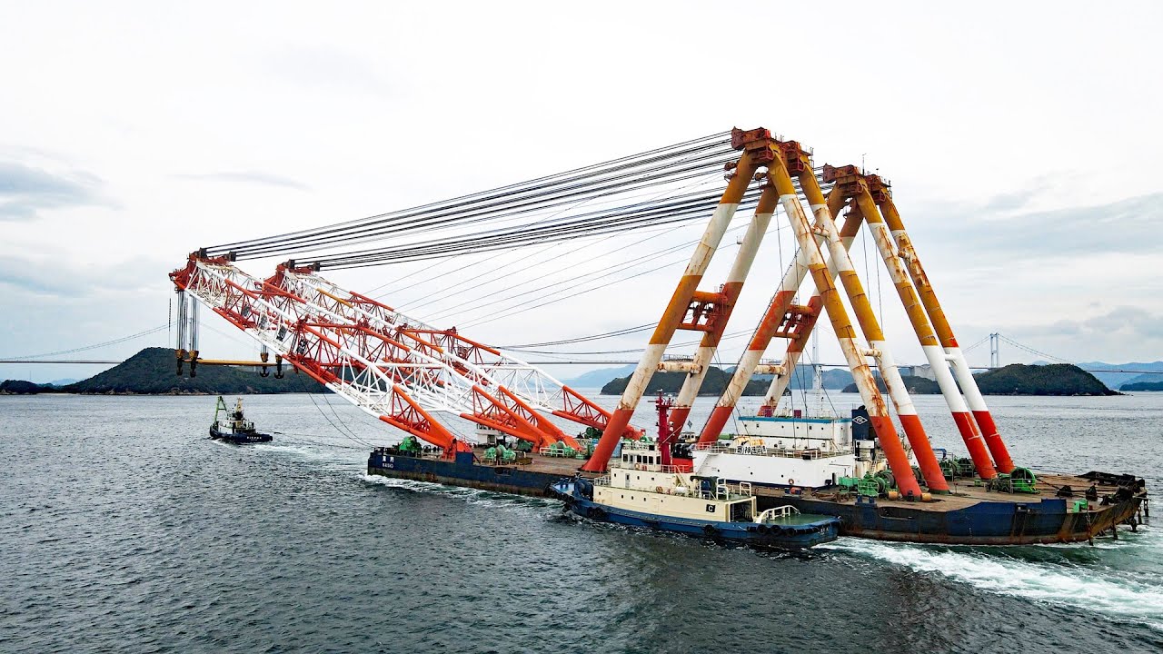 空撮 日本最大 大型起重機船 「海 翔」 | 海峡俯瞰