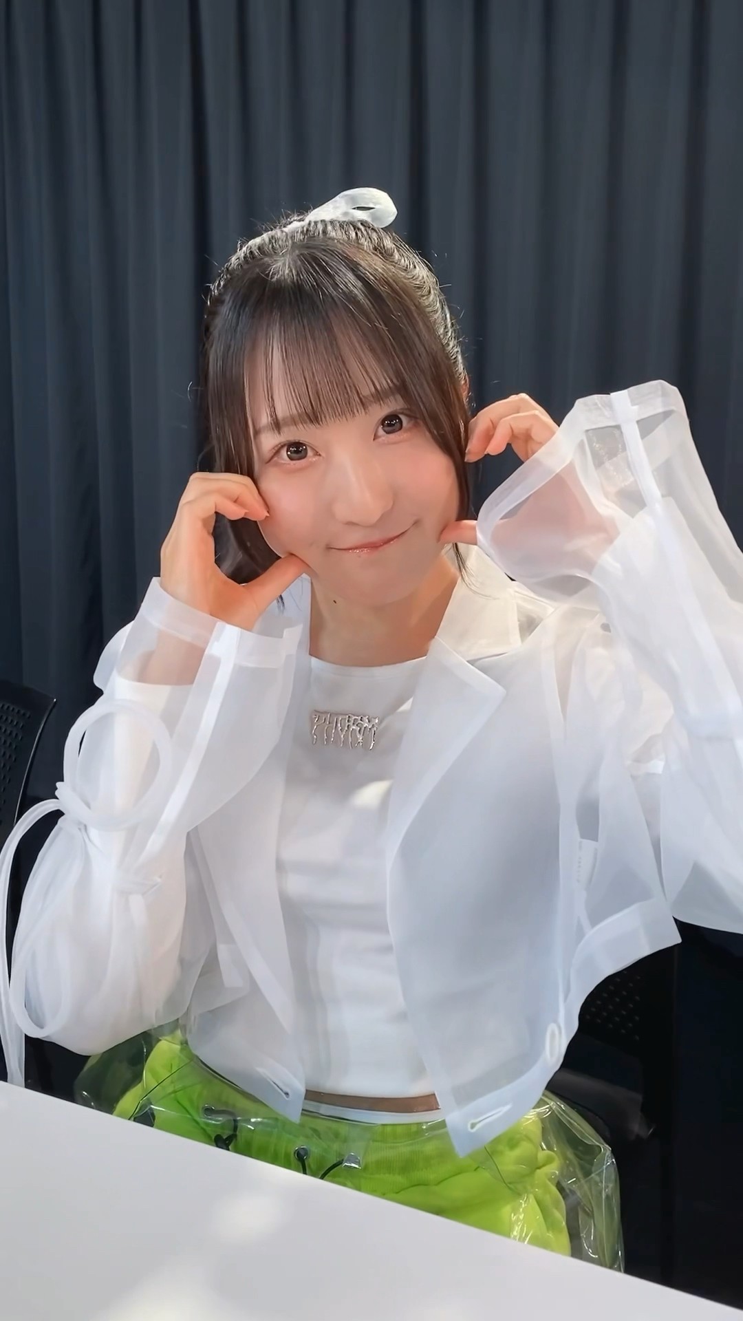 うっそ〜😏 #ダイアローグ #守屋亨香 - YouTube