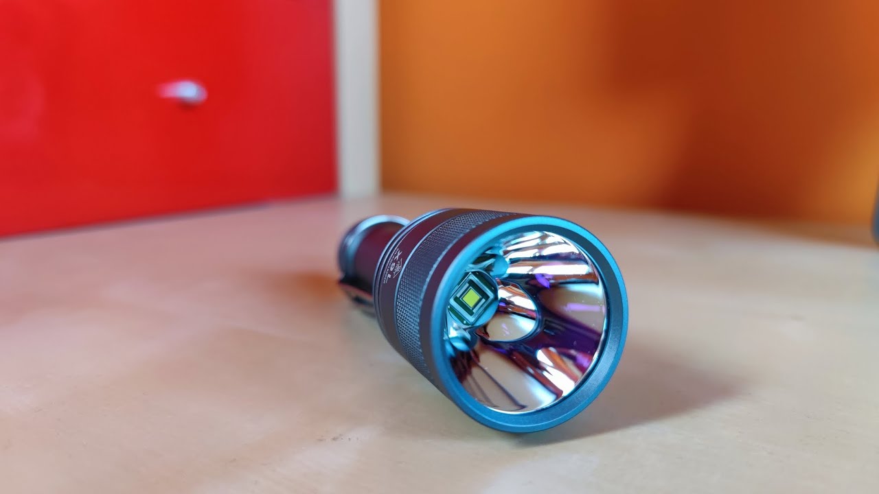 Lumintop X9L レビュー - エクストリームポケットスローワー | SBT90.2