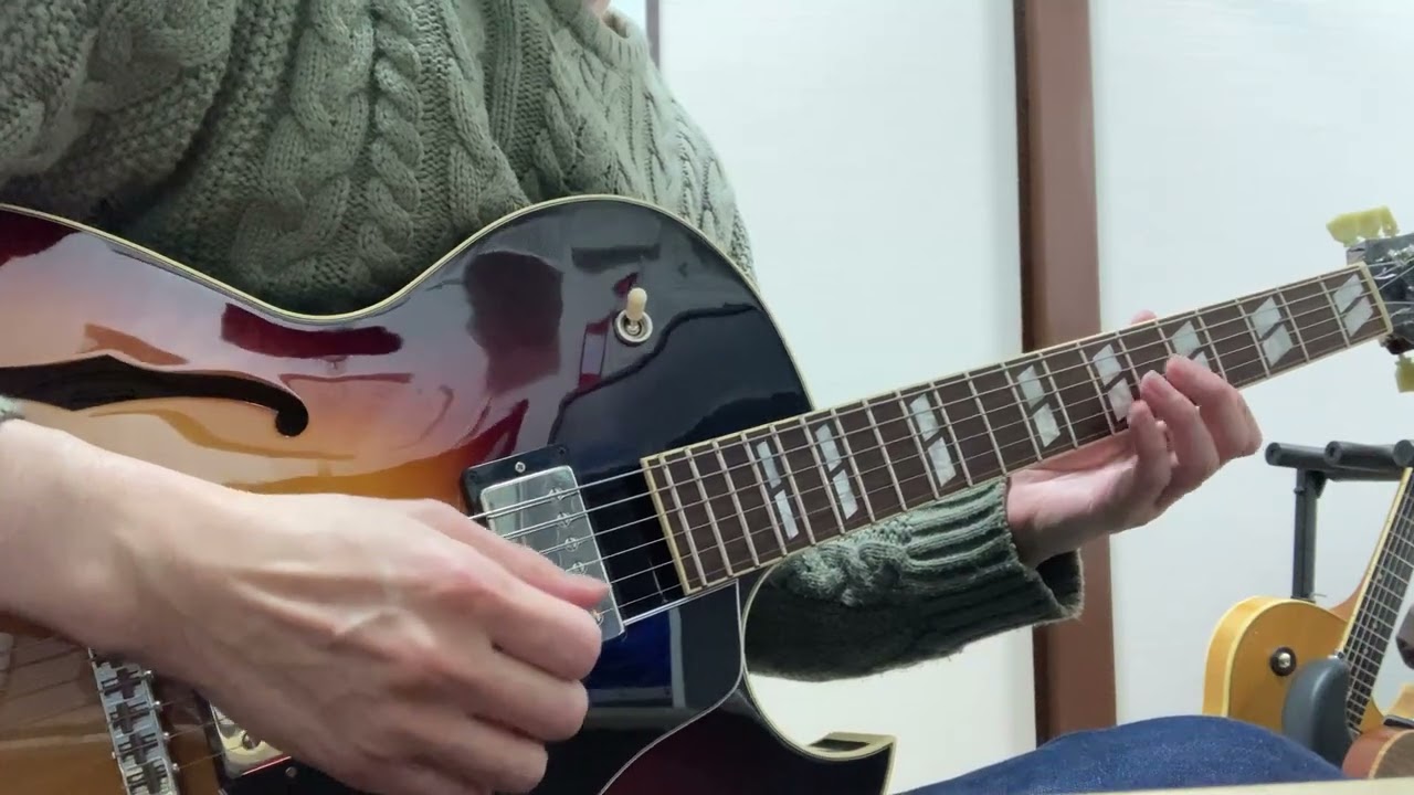 Archtop Tribute AT205MD sound sample - YouTube