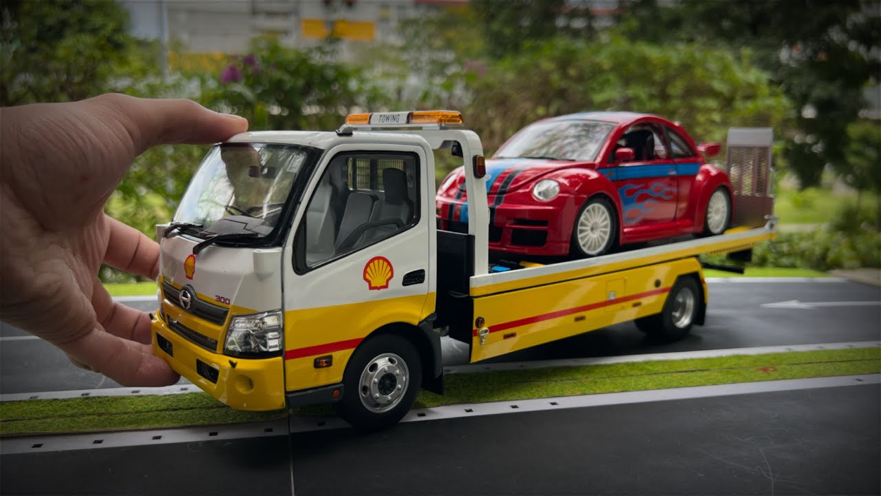 Hino 300 Shell Flatbed Tow Truck 1:18 Diecast Model - YouTube