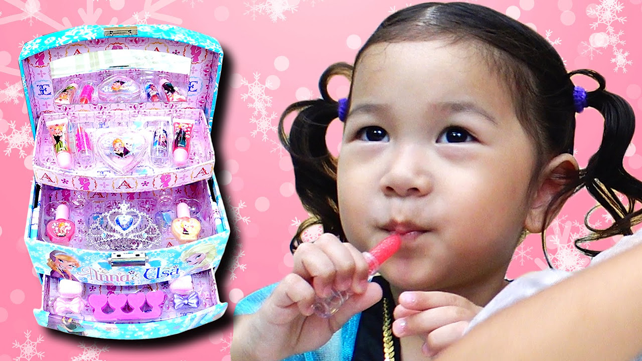 自分でメイクしたよ♪☆アナと雪の女王メイクボックス☆Frozen Make-up