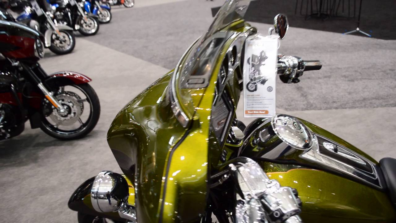 2017 Harley-Davidson FLHTKSE CVO LIMITED Spiked Olive & Serpentine