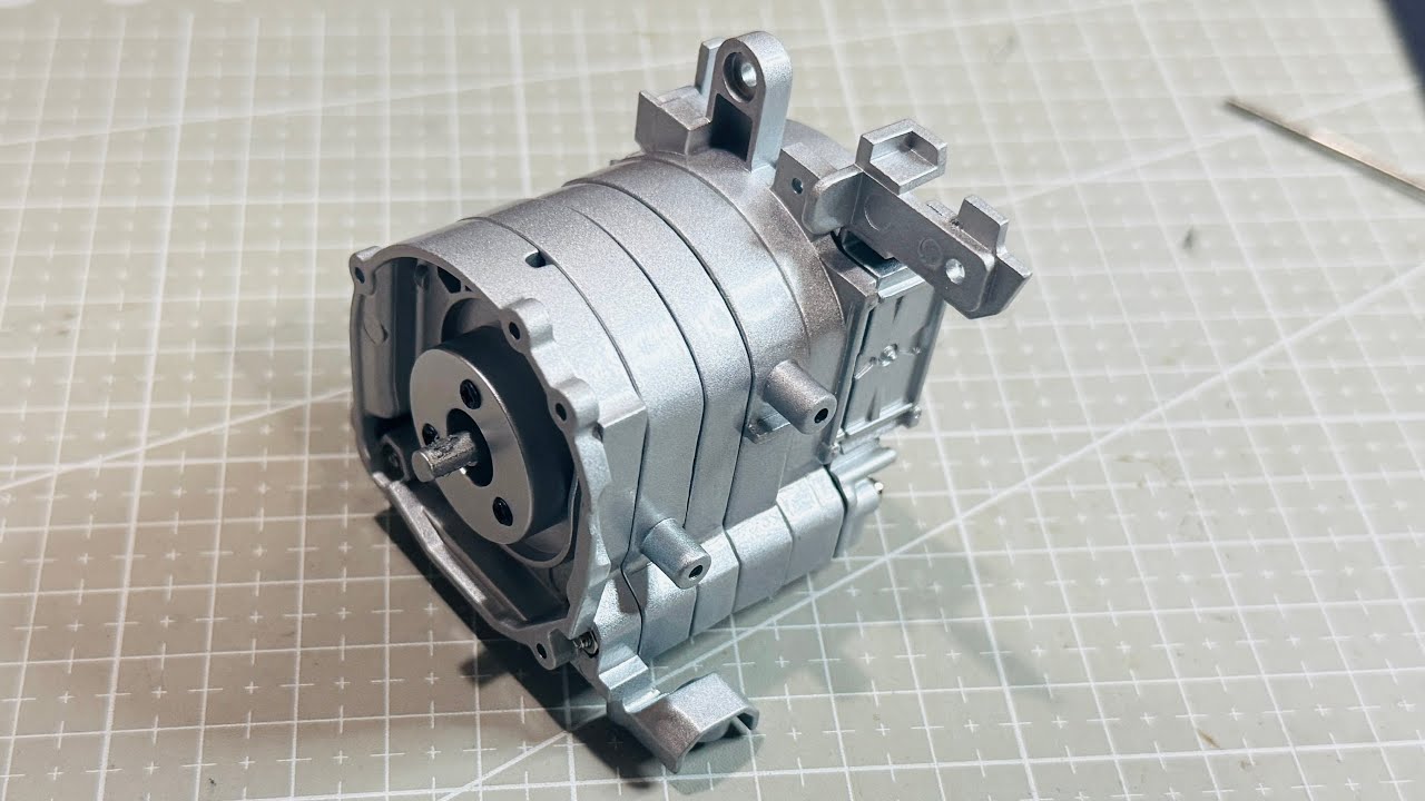 まわらないけろRX7 8号 ロータリーエンジン本体完成 デアゴスティーニ