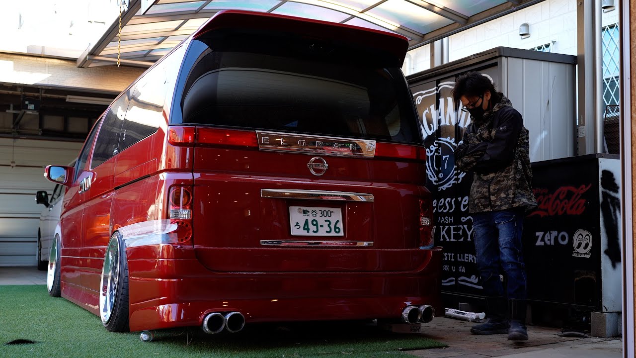 E51エルグランド 4本出しマフラーにしてみた - YouTube