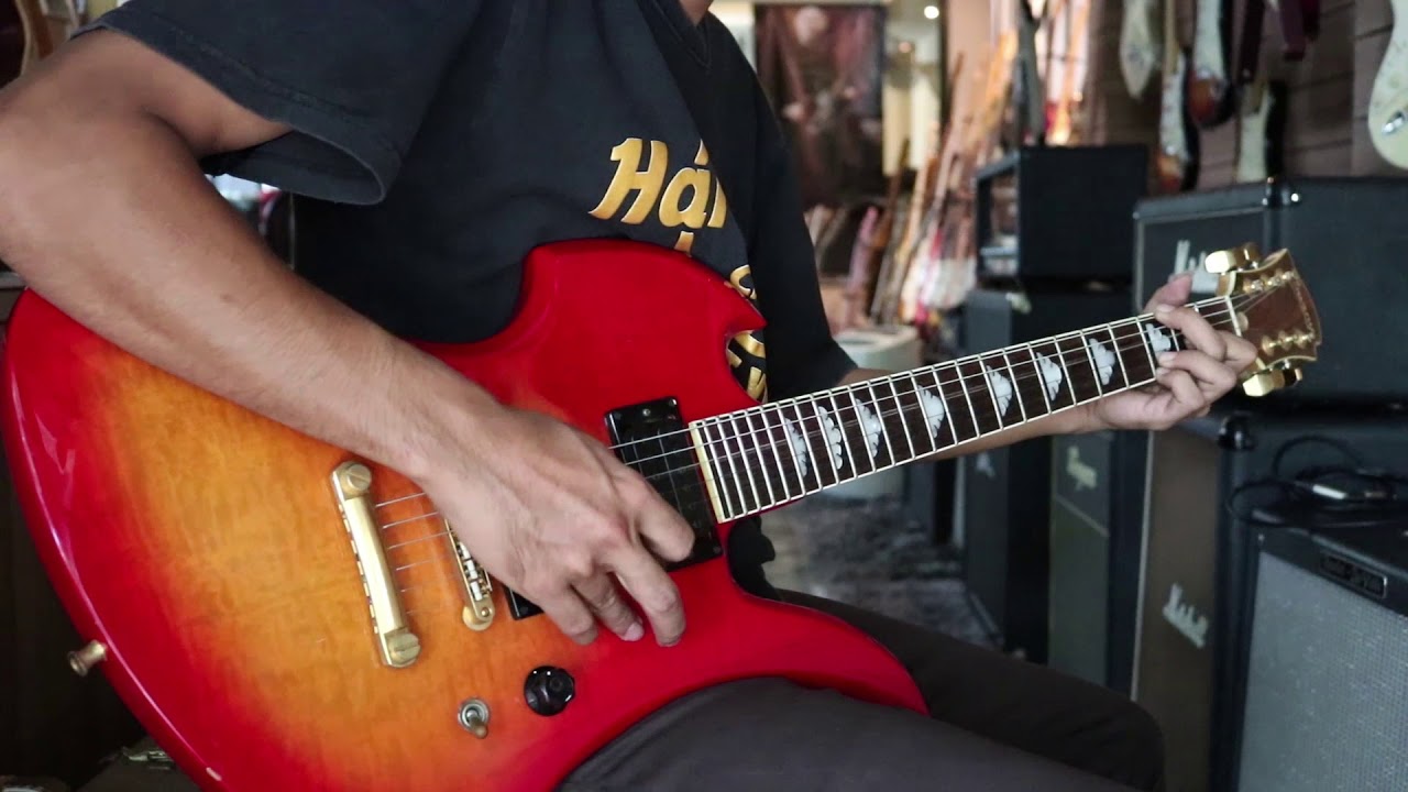 Review Burny hide mg 105x cherry sunburst - YouTube