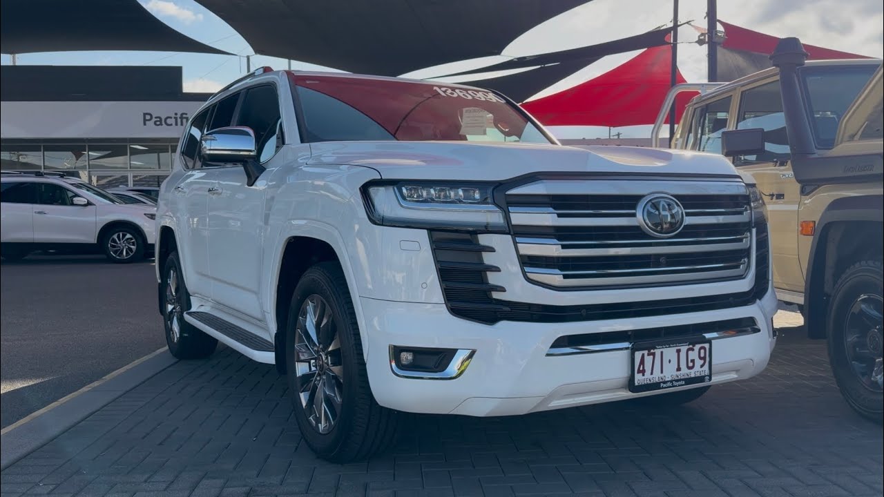 2022 Toyota Landcruiser Sahara ZX - YouTube