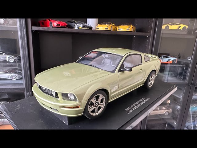1:18 Ford Mustang GT 2005 by Autoart Review - YouTube