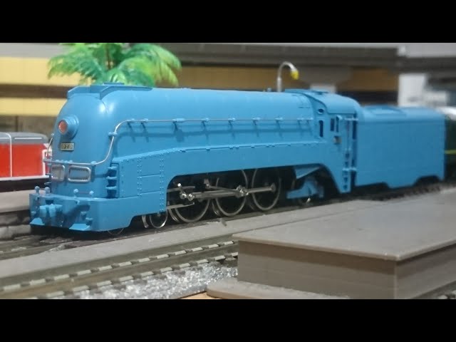 Nゲージ】 南満州鉄道 パシナ 979 (マイクロエース) + トワイライト