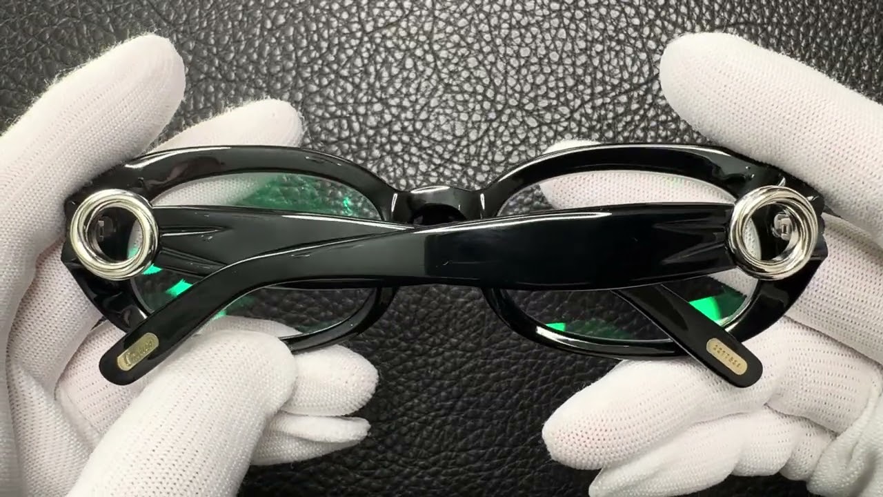 カルティエ Cartier｜2371534 オーバル型セルフレーム｜エレガンスな