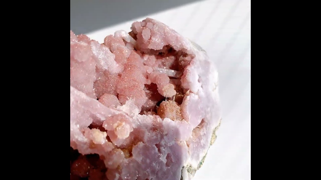 ローズ（ピンク）アメジスト 原石 大 | 原石 | Crystals by Purely