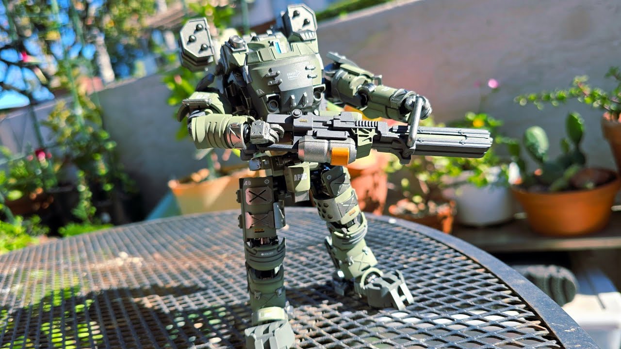 Joy Toy 1/25 Storm Tempestus ST-8602 --- wow! - YouTube