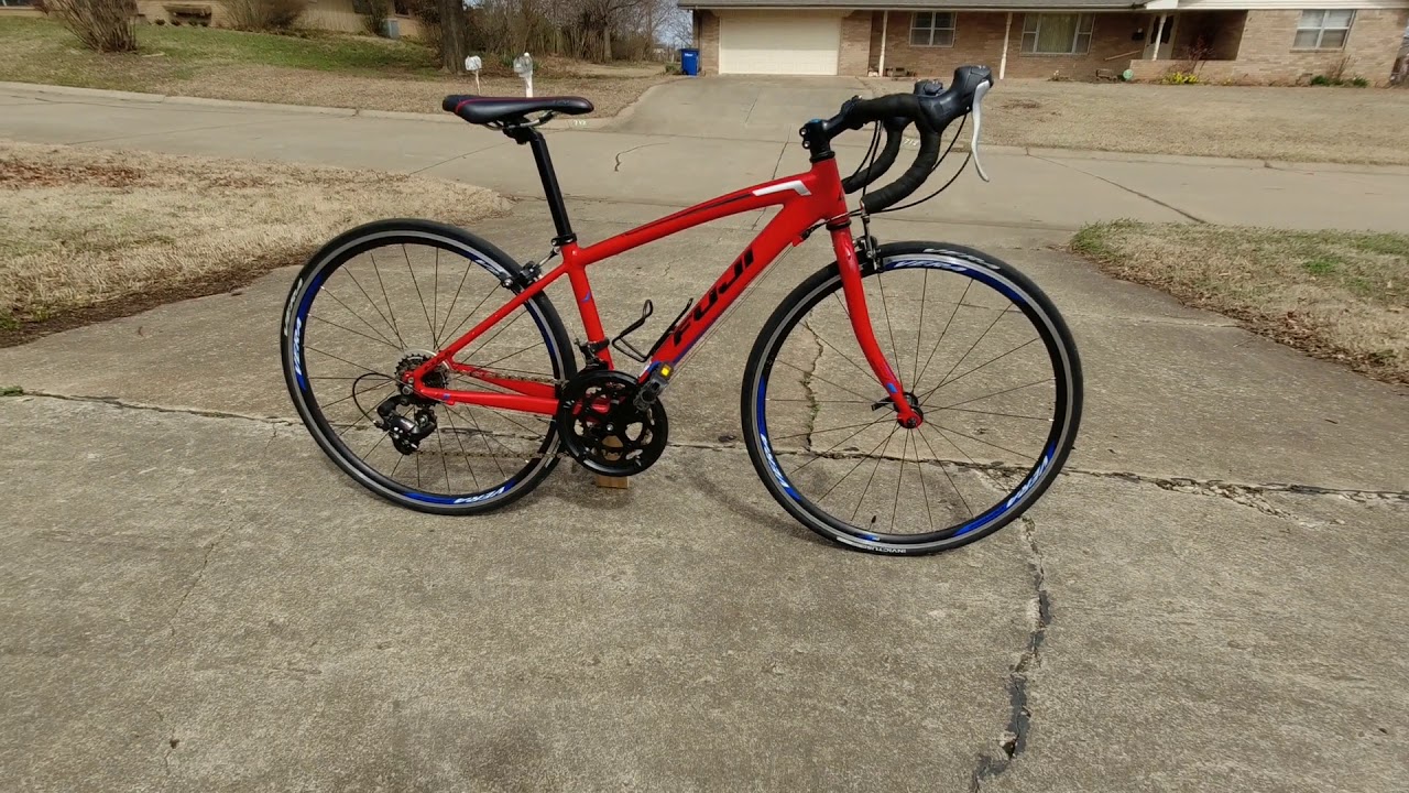 Review: Fuji Ace Youth Road Bike - YouTube