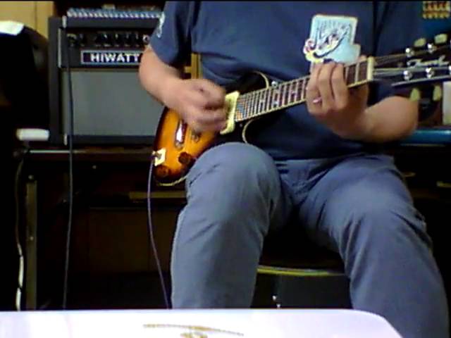 ミニレスポール試奏]Monogram MGL MINI VS - YouTube