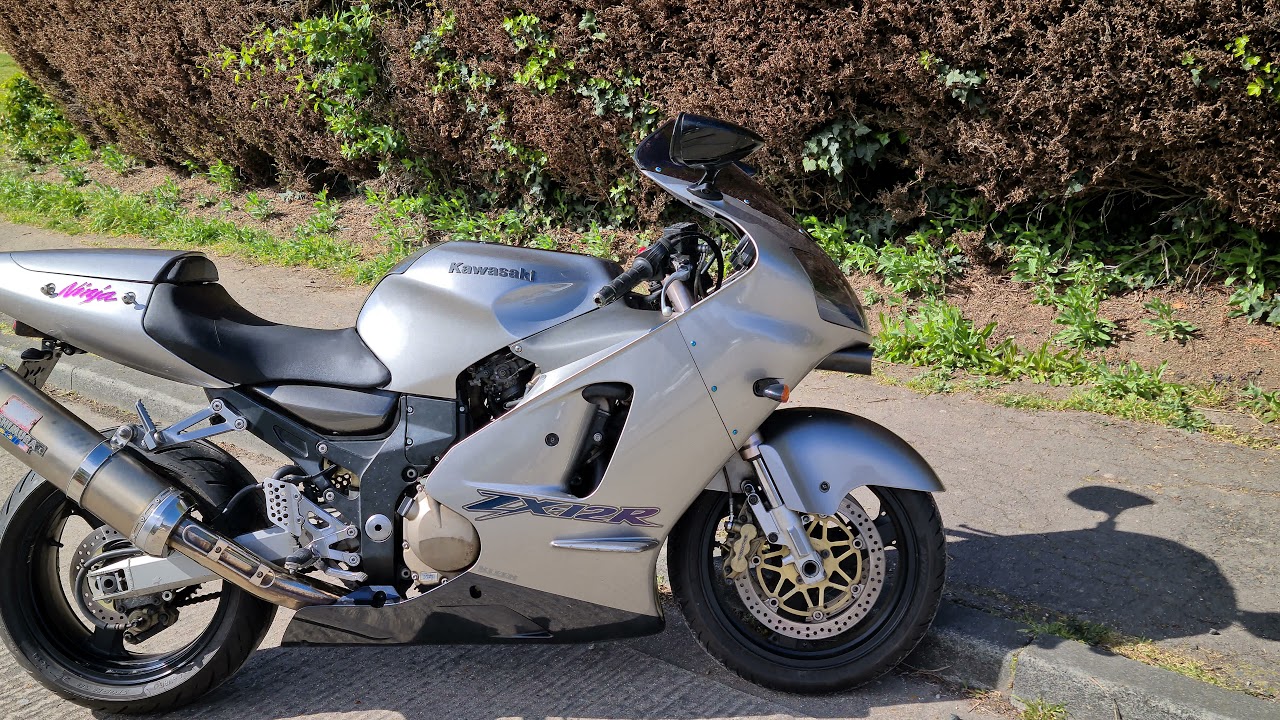 KAWASAKI ZX12R A1. - YouTube