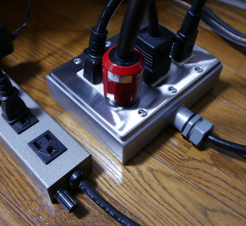 超越重鉄タップ」で電源周りの見直し - Curiositas