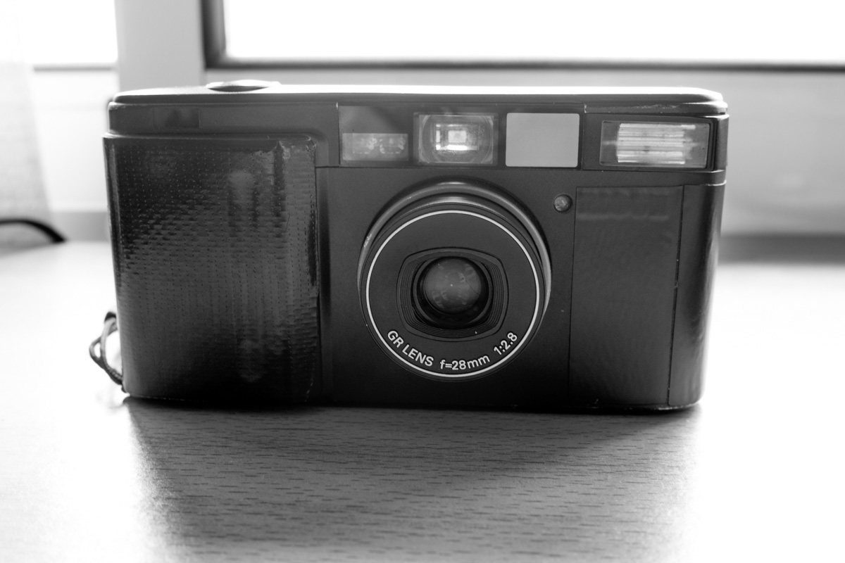The Ricoh GR10: 