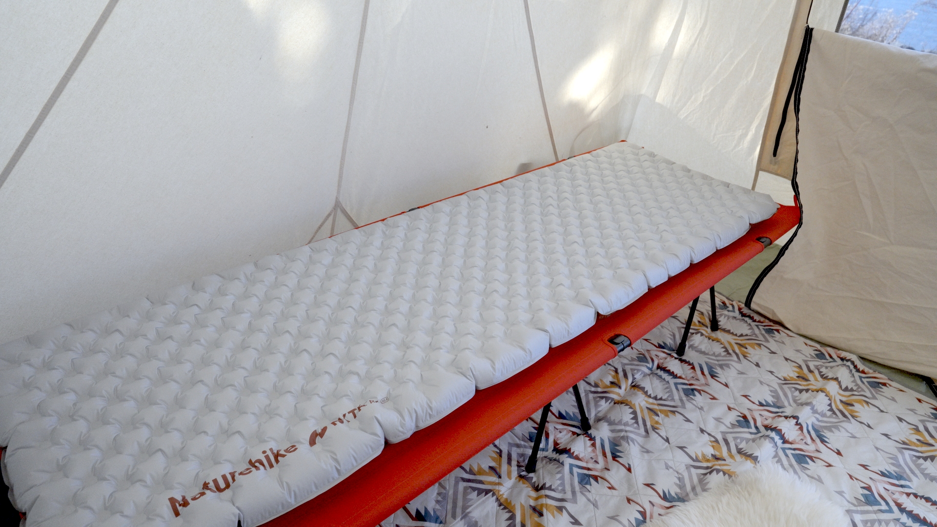 使用変更されたネイチャーハイクR5.8のエアーマットのレビュー/冬