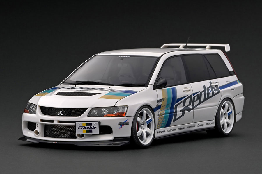 IG2775 1/18 Mitsubishi Lancer Evolution Wagon (CT9W) White | LINE