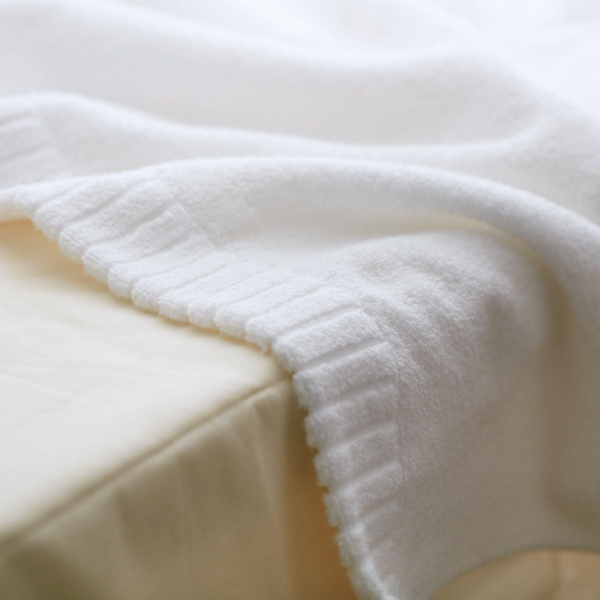 000000000724-02.jpg?size=l&w=