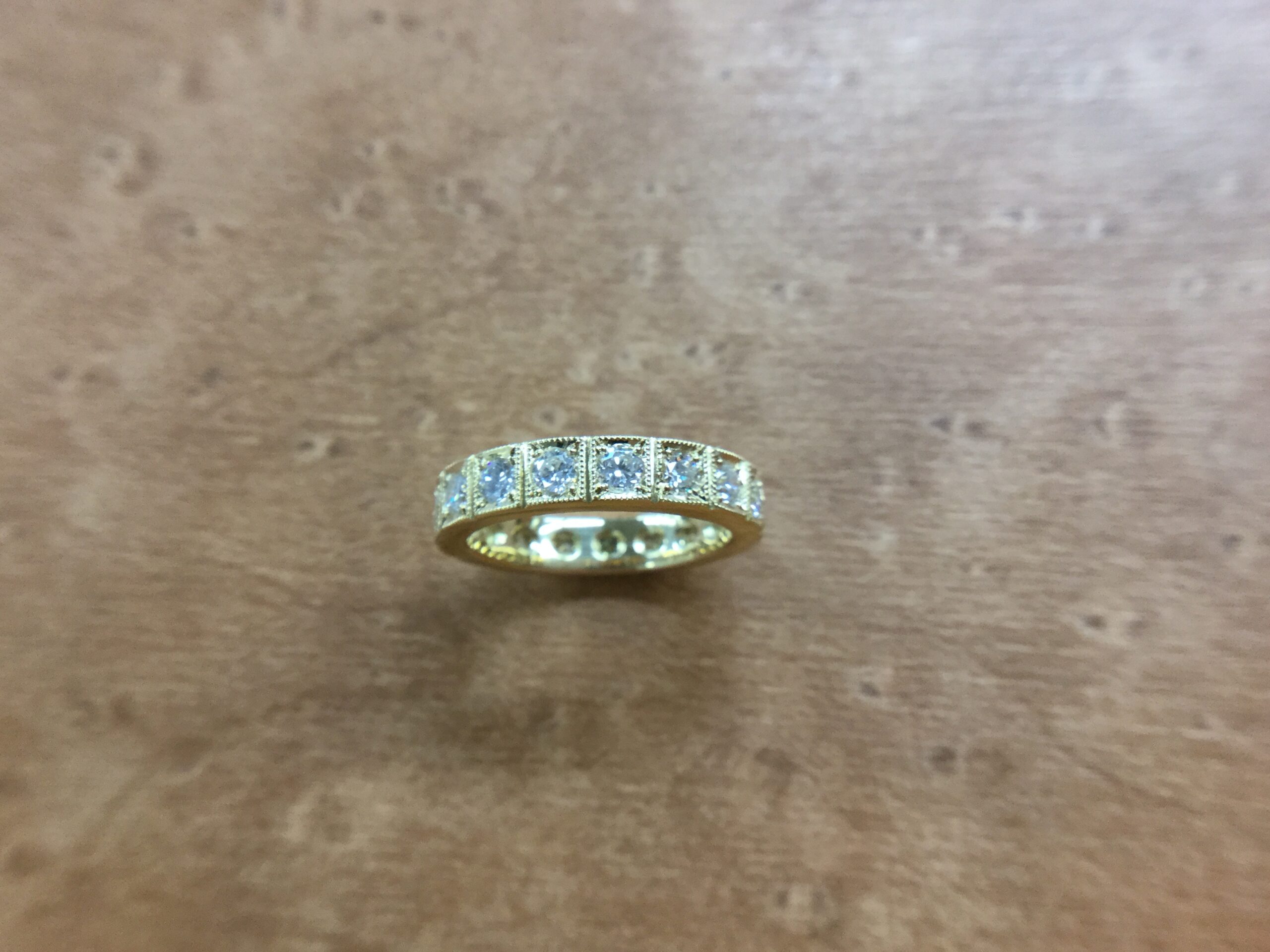 01-05 K18 ダイヤモンド フルエタニティリング | 石川貴金属創芸