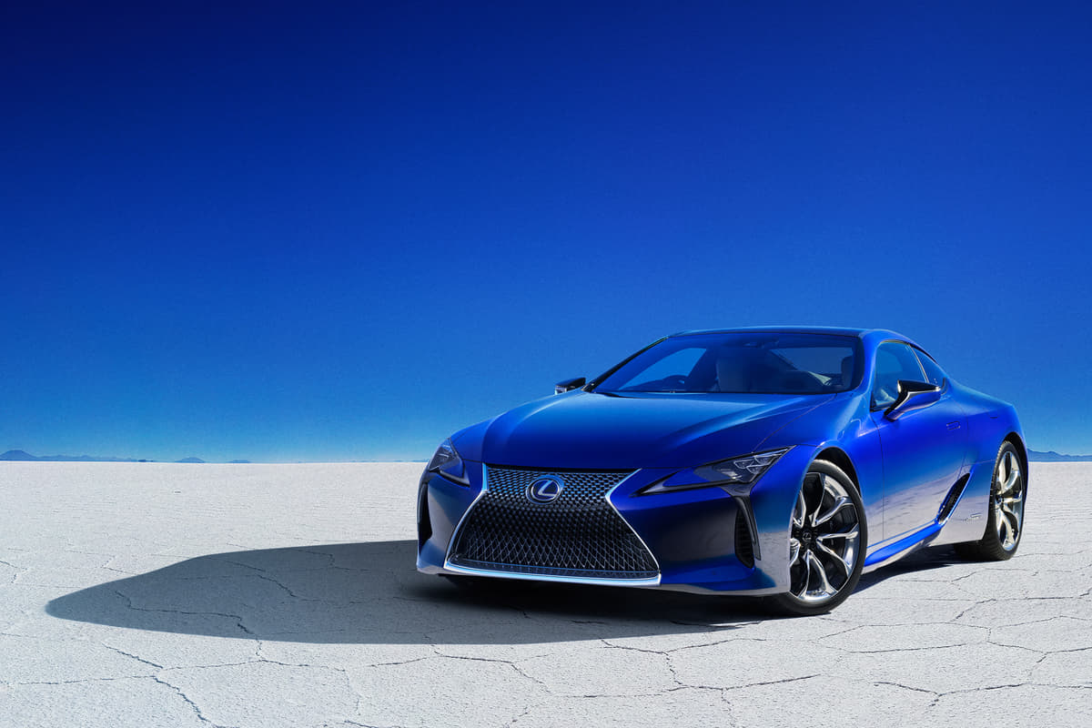限定999個 LEXUS LCの特別な青と人気の黒を1/64スケールで再現 | AUTO