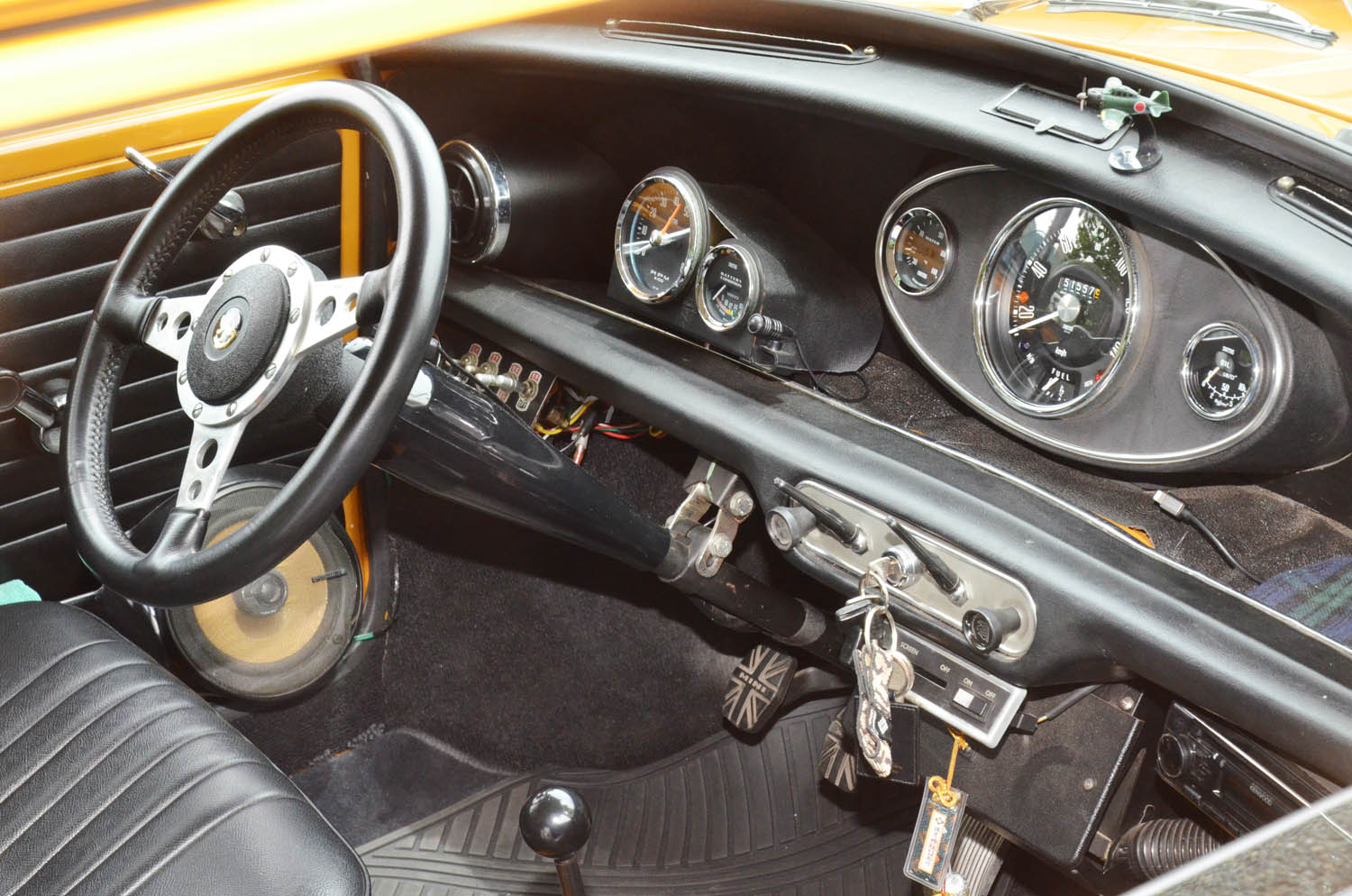 ローバーミニ 後期タイプ ステアリング ローバーミニ 後期タイプ