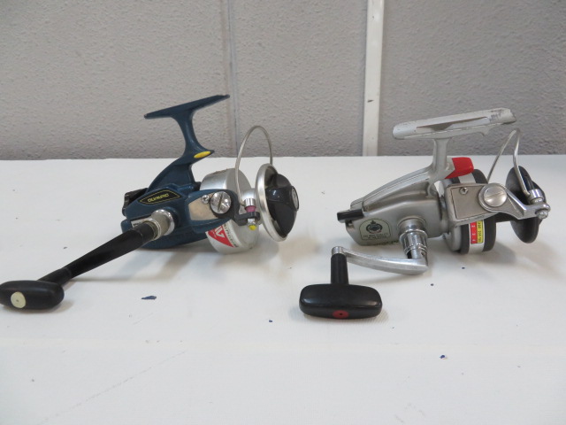 ダイワ、オリムピック スピニングリール2個セット | アウトドア用品