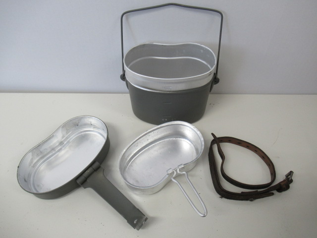 ドイツ軍 飯盒 メスキット (2) | アウトドア用品・アウトドアグッズの