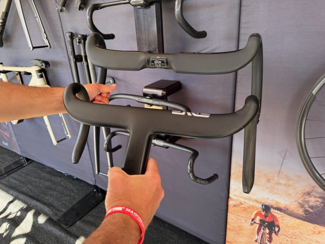 ONE-PIECE AERO HANDLE BAR | ENVE エンヴィ 日本公式サイト