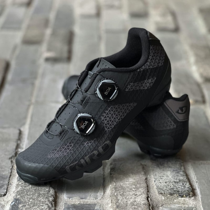 2024年最新 グラベル＆ツーリングシューズの選び方！ | GIRO CYCLING